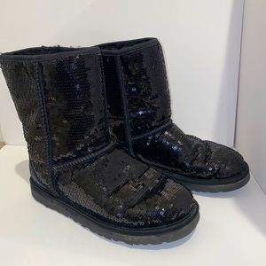 REAL classic short sparkles black